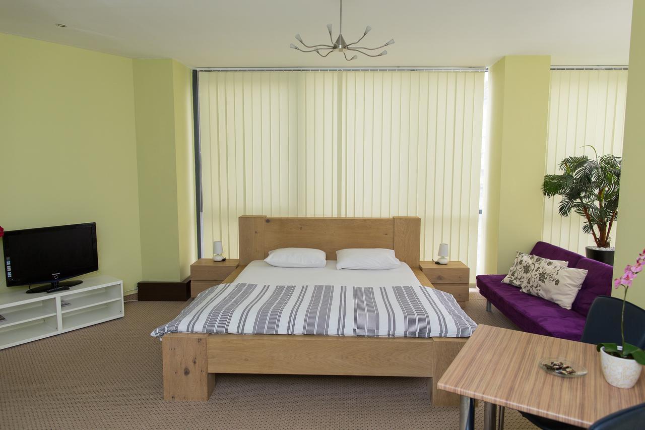 אלבה לוליה Panorama Rooms מראה חיצוני תמונה